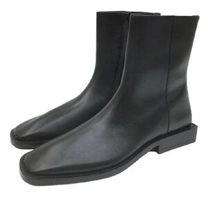 Balenciaga bb rim square heel boots in black